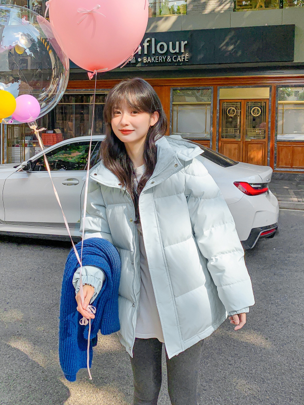 Libamellás télikabát, vastagított, kapucnis, rövid szabású, chenille-spandex anyag