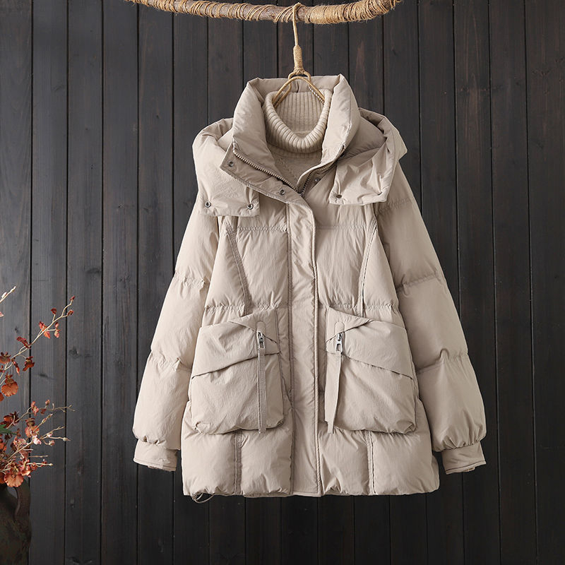 Kacsa-pehelyes dzseki – kapucnival, vastag, nagyon rövid hosszúság <=40 cm, pehelytartalom 51-55%