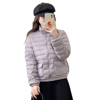 Geacă de damă cu puf de gâscă alb, lungime ultra scurtă, guler înalt, material chenille cu elastan