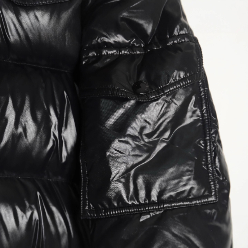 Fehér kacsapelyhes pehelydzseki, pehelytartalom 75–80%, töltet 351–400 g, ultravastag, dupla gallér