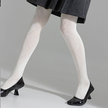 Pamut harisnyanadrág közepes vastagságú, lélegző, nedvszívó, karcsúsító hatású, egyszínű