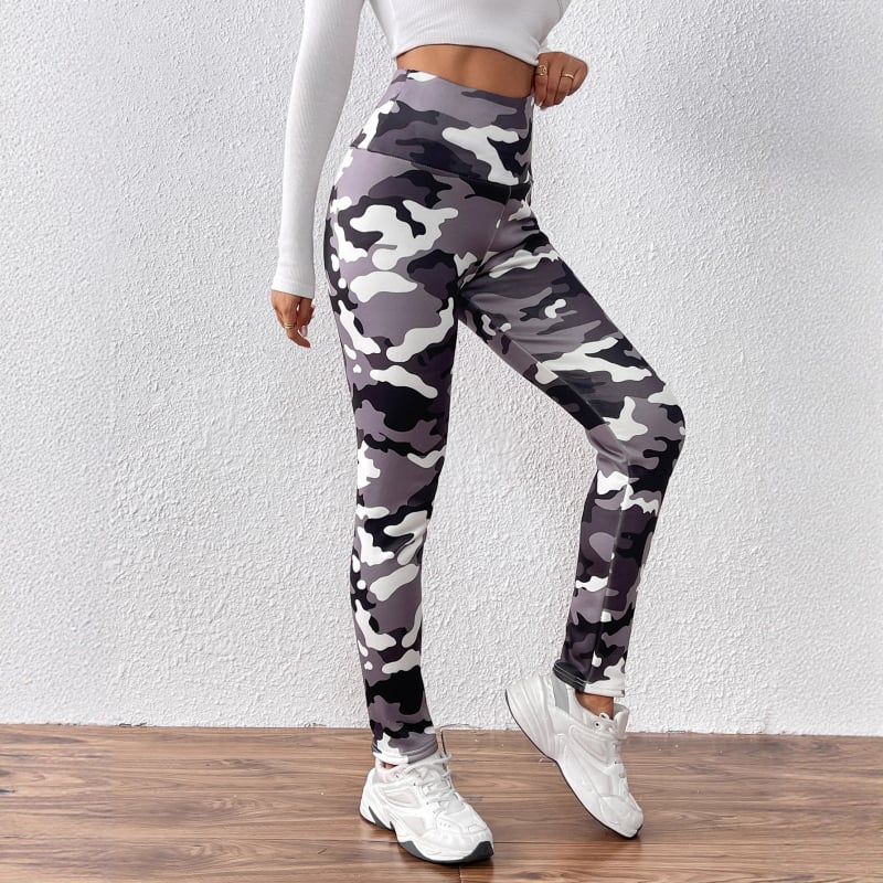 Leggings od Milk Silk s kamuflažnim printom, visokim strukom, toplom podstavom, uski kroj
