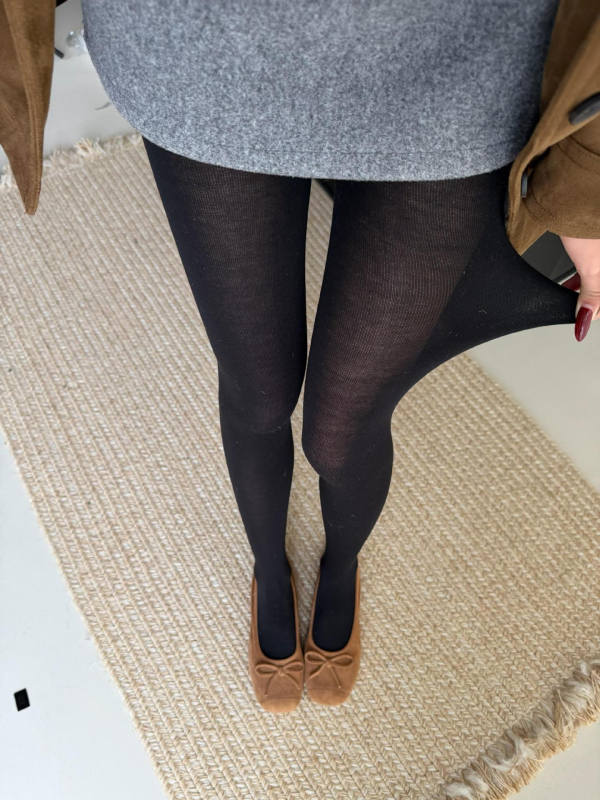 Vunene hulahopke od vune s nogama, jednobojne, srednje debljine, 70–80% vuna, japanski stil