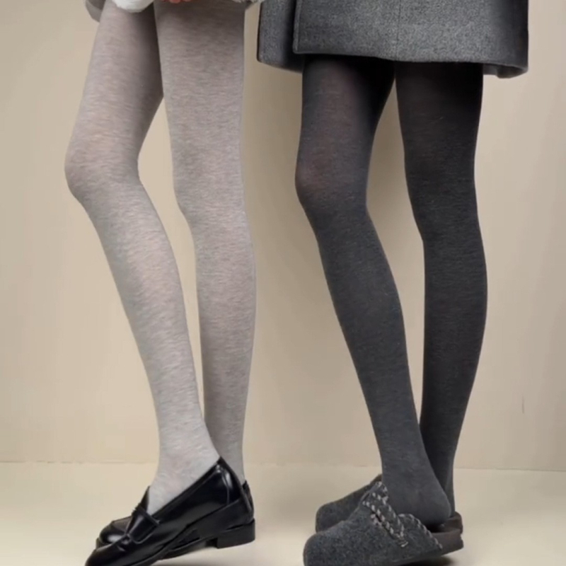 Vunene hulahopke od vune s nogama, jednobojne, srednje debljine, 70–80% vuna, japanski stil