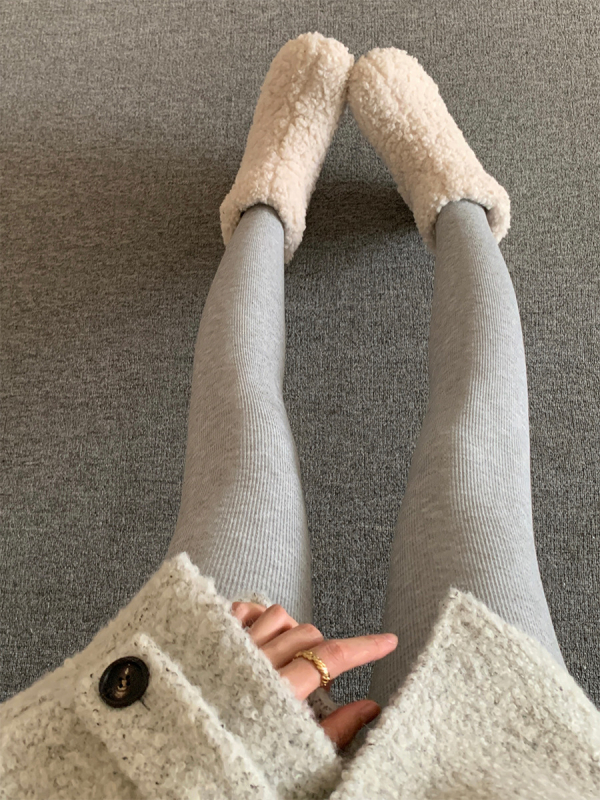 Colanți cu picioare, tricot elastic, 70–80% poliester, groși, pentru iarnă 2025