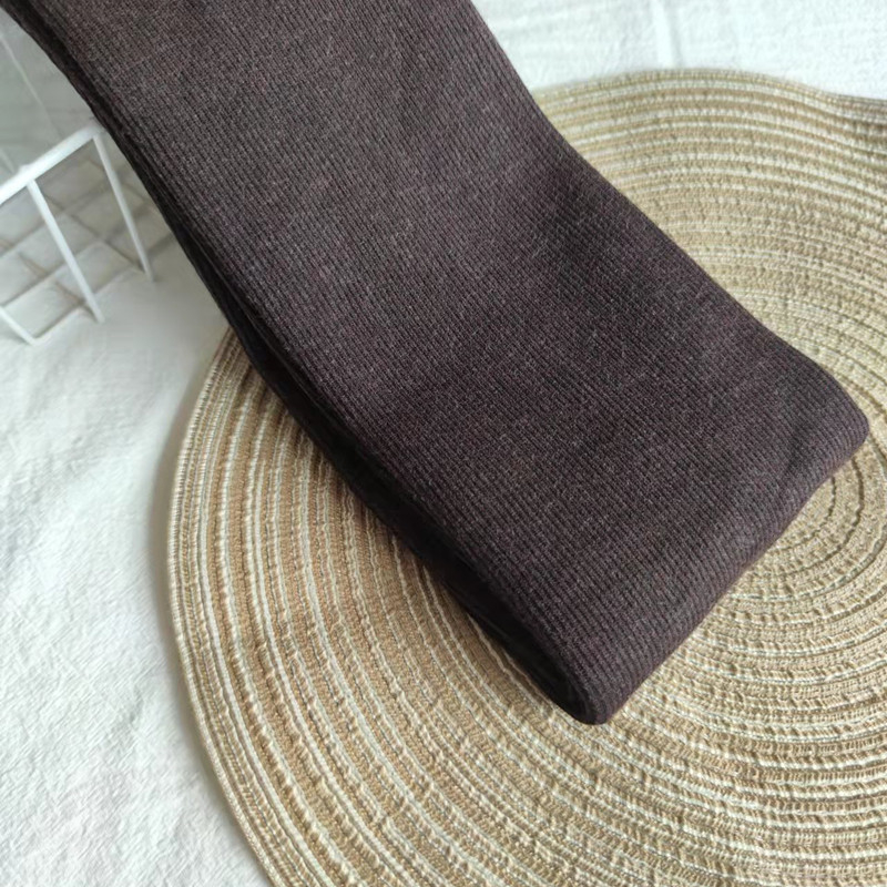 Debeli pamučni legging s visokim pojasom, ribasta tekstura i fleece podstava, vertikalne pruge, za jesen i zimu