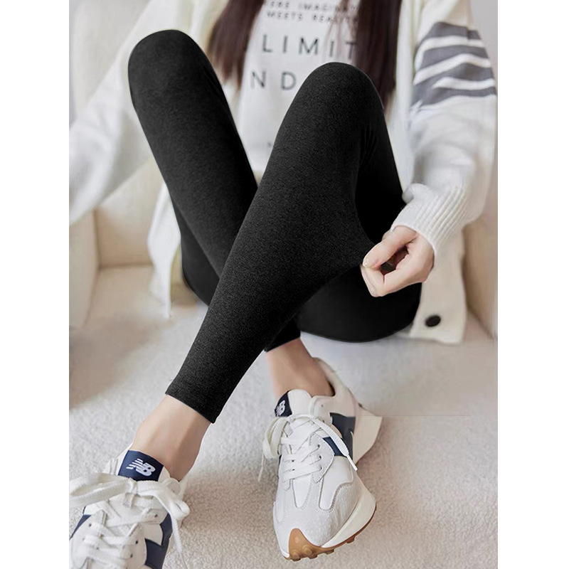 Sieviešu legingi ar vidējā josta, bezšuvju, termi ar velūru, ziema 2025
