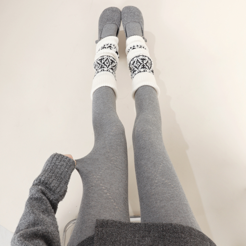 Kokvilnas siltas zeķtērpi