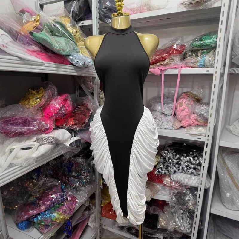 Poliesterska bodycon haljina s halter dekolteom, bez rukava, duga