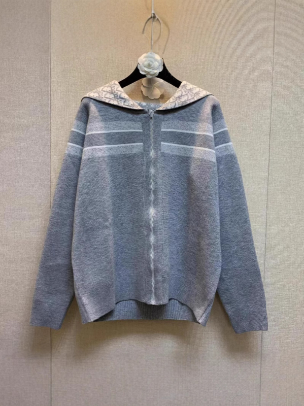 Pălton-cardigan reversibil cu glugă din lână și cașmir, monogramă floral vintage, lână 95%+, cașmir <30%, iarnă 2024