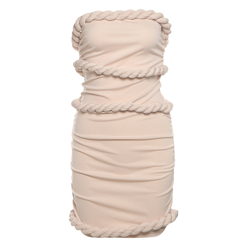 Női váll nélküli bodycon ruha, derékban szorítva, magas derekú, csípőhöz simuló siluett, hossz midi-tól hosszúig, anyag poliészter-spandex