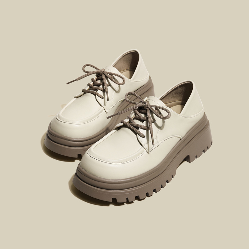 Ženske kožne loaferice s okruglim vrhom, 3–5 cm debeli pet, gumena potplata