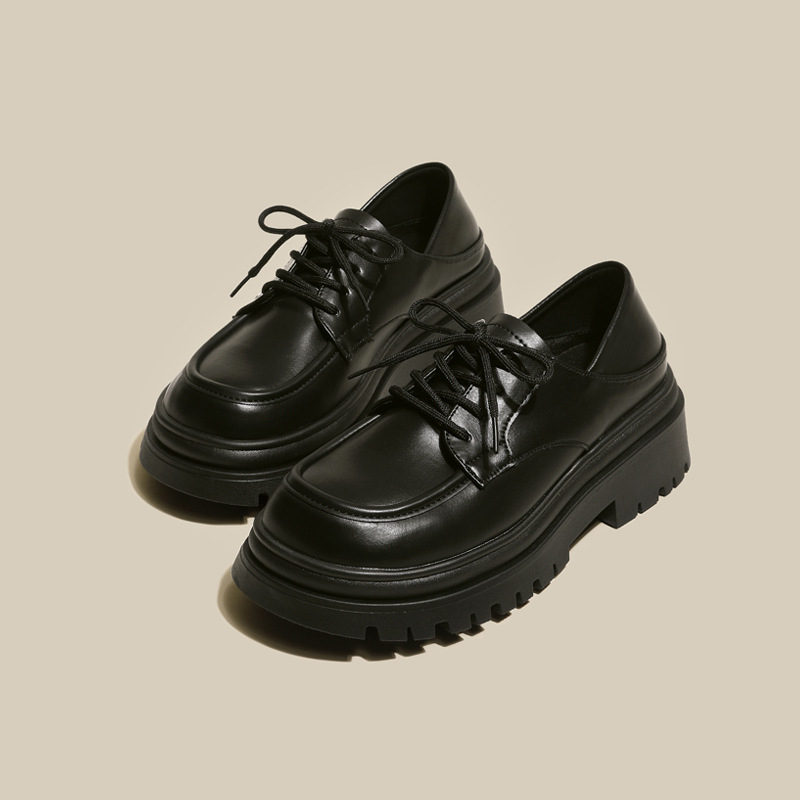 Ženske kožne loaferice s okruglim vrhom, 3–5 cm debeli pet, gumena potplata