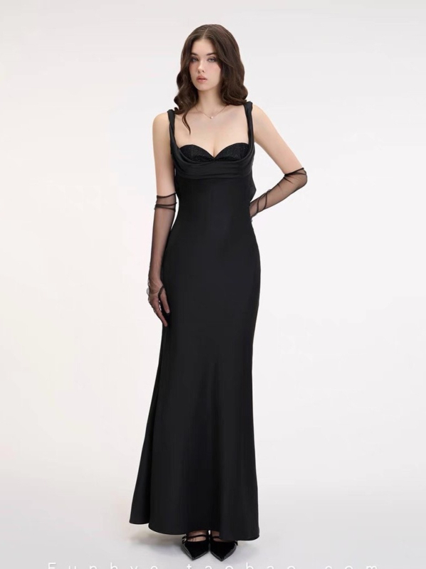 Rochie cu bretele în stil sling, fără mâneci, lungă, material poliester, culoare solidă.