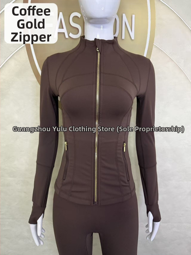 Sieviešu jaka ar stāvošu apkakli - slaids siluets, ātra žūšana un elpojamība, Nailons 75% / Spandex 25% ar Lycra, gūžu garums