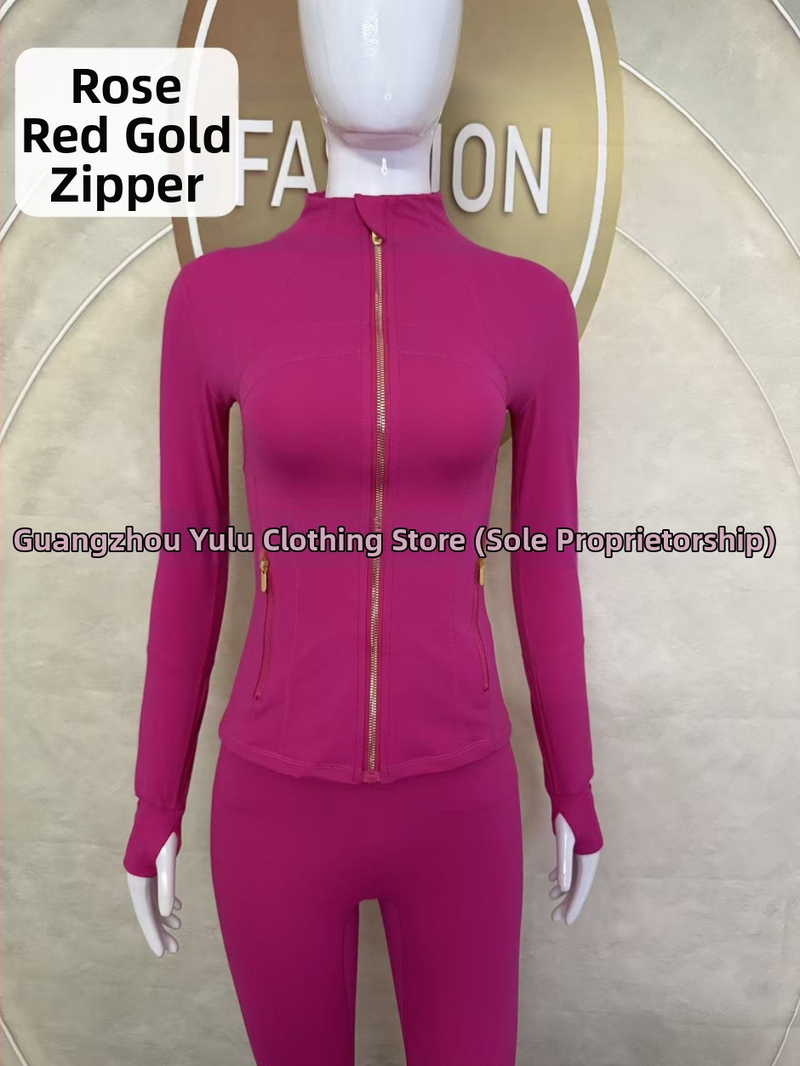 Sieviešu jaka ar stāvošu apkakli - slaids siluets, ātra žūšana un elpojamība, Nailons 75% / Spandex 25% ar Lycra, gūžu garums