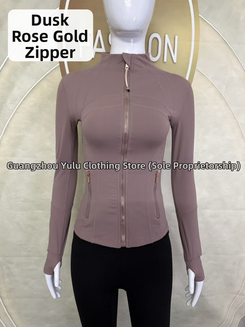 Sieviešu jaka ar stāvošu apkakli - slaids siluets, ātra žūšana un elpojamība, Nailons 75% / Spandex 25% ar Lycra, gūžu garums