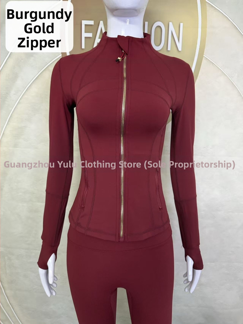 Sieviešu jaka ar stāvošu apkakli - slaids siluets, ātra žūšana un elpojamība, Nailons 75% / Spandex 25% ar Lycra, gūžu garums