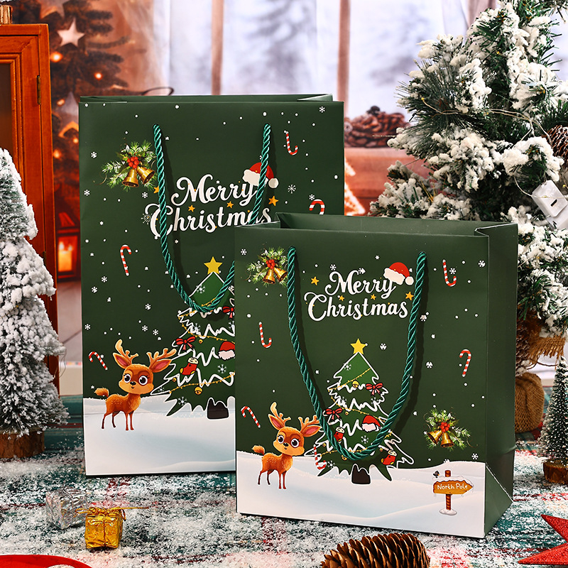 Set cutie cadou de Crăciun cu fular, pălărie, șosete și termos; Material: placă; Brand: Kaixin; Mește: gravură imprimată; Stil: Ziua Crăciunului; Tip cutie: stil brad, Moș Crăciun, sacoșă cadou