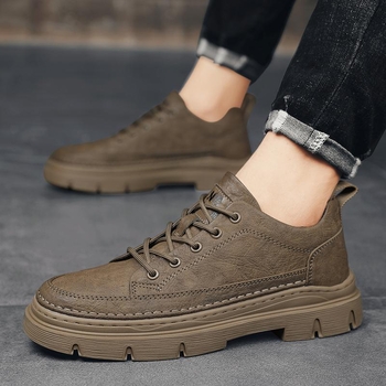 Vyriniai PU odos botai, žemo aukščio, kvėpuojantys, neslidūs, 1-3 cm kulnas, siūtas padas