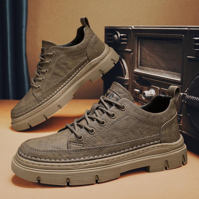 Vyriniai PU odos botai, žemo aukščio, kvėpuojantys, neslidūs, 1-3 cm kulnas, siūtas padas