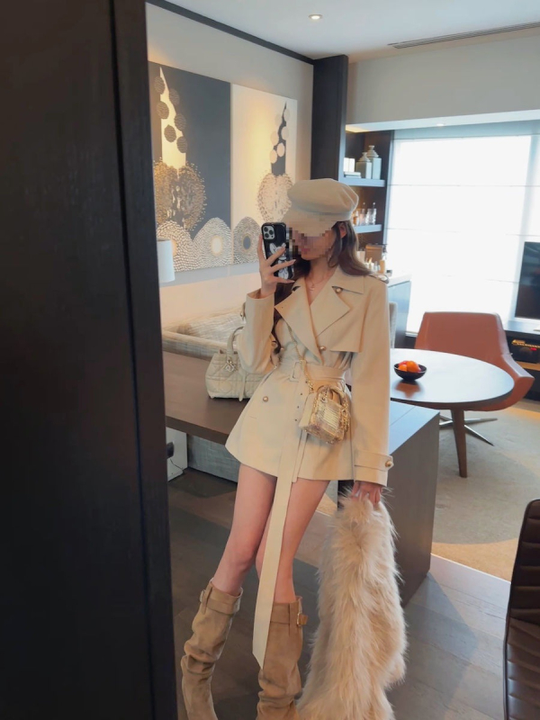 Jachetă scurtă din chenille pentru femei, cu rever, nasturi dubli, șnur talie, primăvara 2025