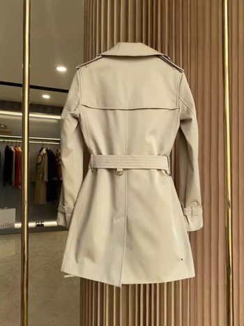 Palton damă din bumbac, croială slim, lungime medie, cu nasturi dubli