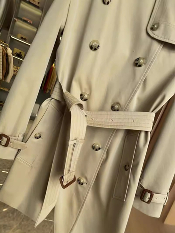 Palton damă din bumbac, croială slim, lungime medie, cu nasturi dubli