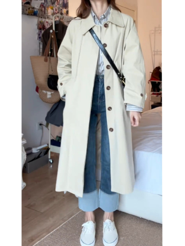 Geacă de damă din amestec de bumbac, lungime medie, guler polo, mâneci lungi, nasturi la un rând, stil casual japonez/coreean