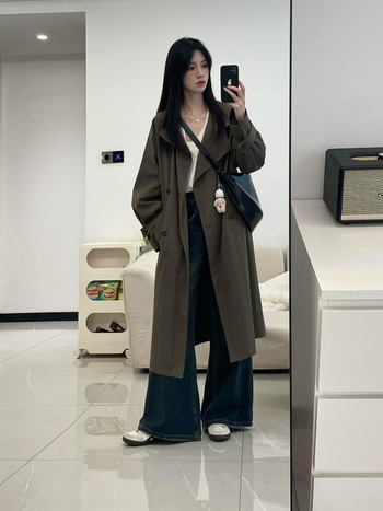 Palton trench în stil coreean pentru femei, țesătură chenille, elastan 50–70%, croială în formă de A, guler parțial deschis, buzunare și nasturi