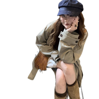 Stredne dlhé vetrovky s A-tvarou siluety, Chenille tkanina, elastan pod 30%, polovične otvorený golier, rukávy typu princezné, pre ženy