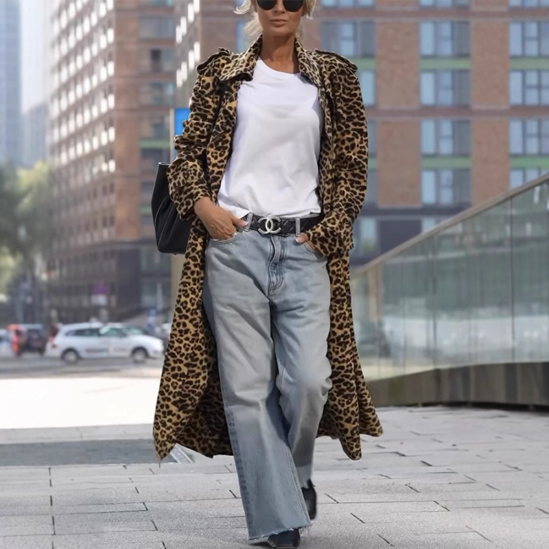 Ženski windbreaker s leopard printom, ovratnik rever, od korejskog velura, dugi rukavi, slobodan kroj