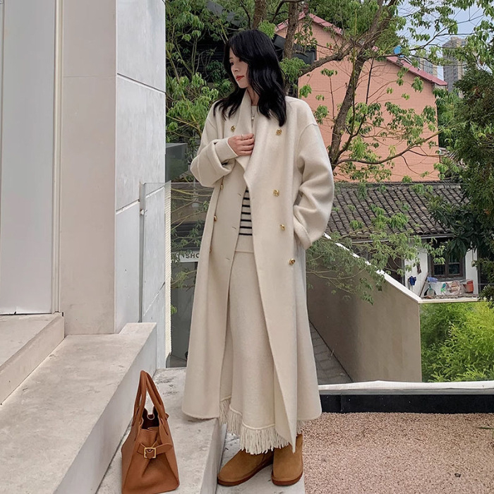 Dámsky kabát z polyestéru 90–95%, 3D vzor, stredná dĺžka 65–80 cm, golier polo, dlhé rukávy