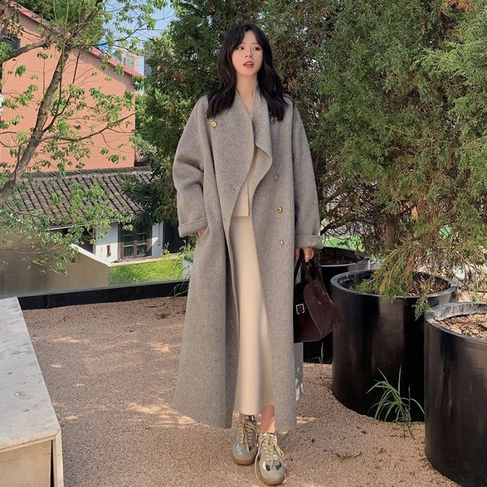 Dámsky kabát z polyestéru 90–95%, 3D vzor, stredná dĺžka 65–80 cm, golier polo, dlhé rukávy