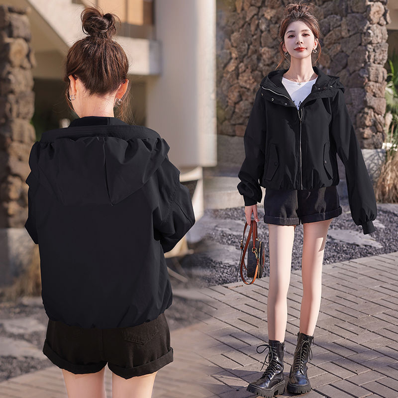 Ženska kratka windbreaker jakna od Chenille materijala, 70–80% spandexa, kapuljača, nepravilna silueta, proljeće 2025