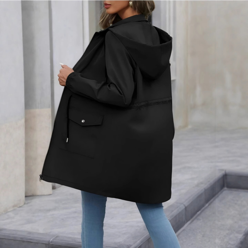 Ženski dugi windbreaker s kapuljačom i šnurkama u džepovima, Oxford tkanina, 90–95% acetatnih vlakana