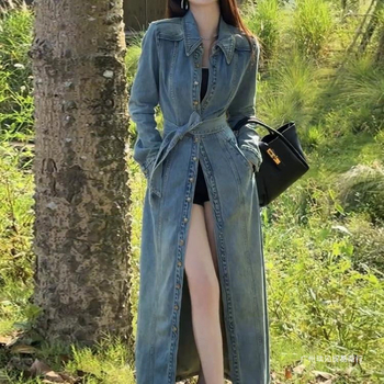 Denim hosszú kabát derékszíjjal, polo gallérral, egygombos zárás, elasztikus anyag
