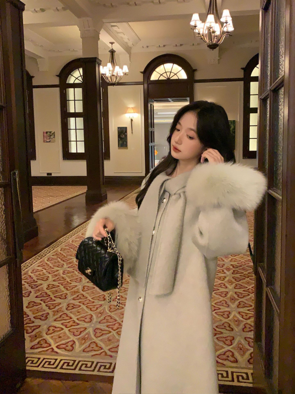 Palton de lână pentru femei, blană de vulpe, lung, guler tip fular, model uni