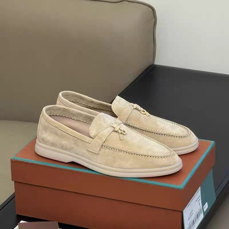 Ženske loaferice od teleće kože, slip-on, niski gornji dio, niski potpetica 1–3 cm, podstava od svinjske kože