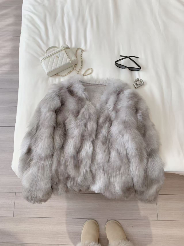 Jakna od umjetnog krzna, minimalistički stil, bez ovratnika, dugi rukavi, za žene