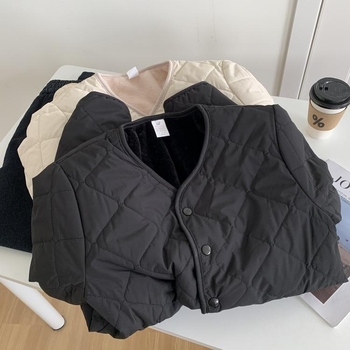 Palton de damă din poliester, croială lejeră, gros, guler polo