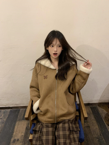 Ženska jakna s umjetnim krznom – All-In-One, jednobojni uzorak, Poliester 70–80%, Srednja debljina, Duljina 50–65 cm, Zip