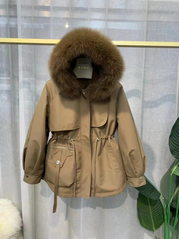 Parker-stílusú nyúl szőrme kabát leválasztható róka szőrme gallérral és Rex nyúl szőrme bélésével