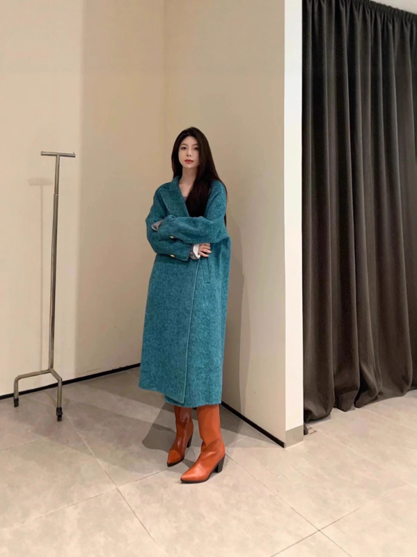 Palton de damă din lână cu amestec de cașmir, lung, guler stil sacou, închidere cu două nasturi, țesătură groasă