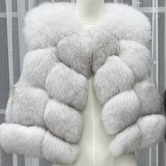 Vesta din blană de vulpe pentru femei, decolteu în V, fără mâneci, lungime scurtă, toamna 2025