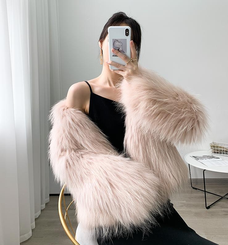 Γνήσιο παλτό από γούνα ρακούν, υφαντή γούνα, γυναικείο, V-λαιμό, μακριά μανίκια, μήκος 50–65 cm, Χειμώνας 2025