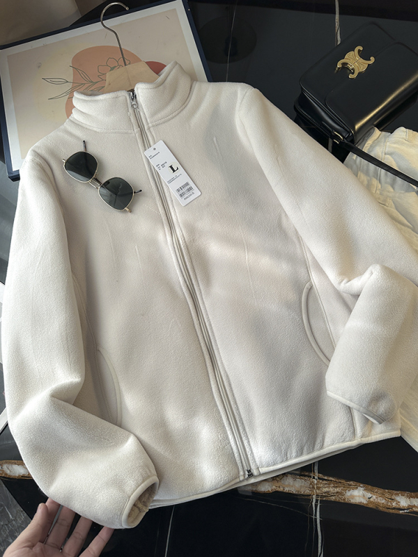 Polár fleece kabát dupla rétegű kivitelben, cipzáros záródás, álló gallér, lazán szabott