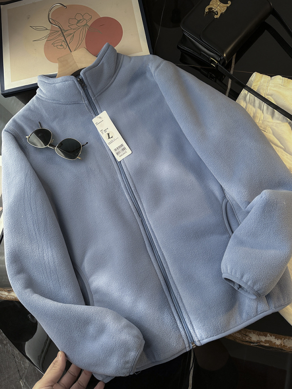 Polár fleece kabát dupla rétegű kivitelben, cipzáros záródás, álló gallér, lazán szabott