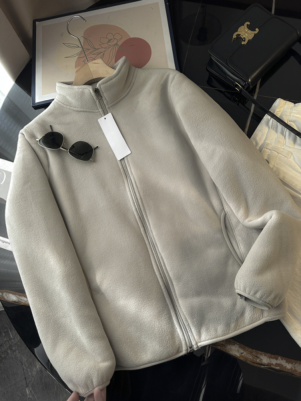 Polár fleece kabát dupla rétegű kivitelben, cipzáros záródás, álló gallér, lazán szabott