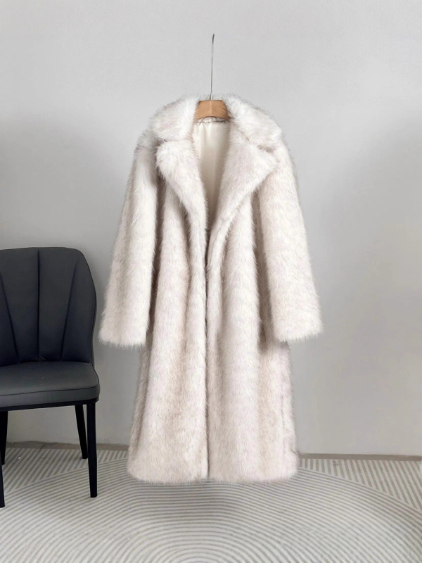 Palton lung din blană artificială pentru femei, guler stil costum, lungime 80–100 cm, colecția Toamnă 2025, mâneci lungi